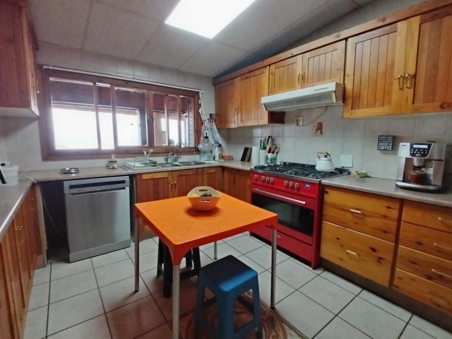 3 Bedroom Property for Sale in Kosmos North West